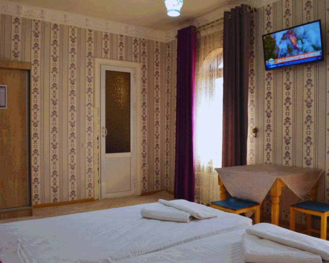Registan El Emir Hotel Samarkand Esterno foto